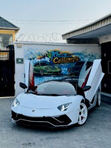 Sheyman's Lamborghini Aventador in Cocaine White