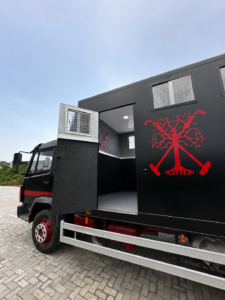 Bespoke Polo Truck Build x Livery
