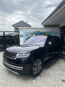 Range Rover Autobiography in High Gloss PPF